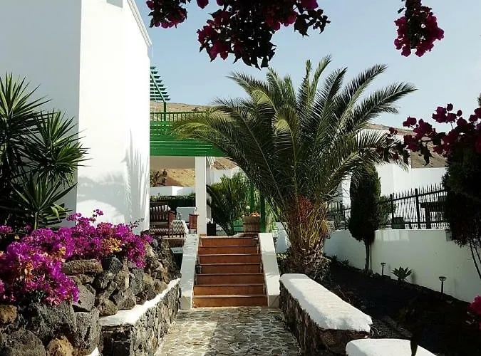 Chez Laura 3* Yaiza (Lanzarote)