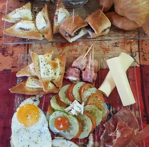 Chez Laura Oda ve Kahvaltı 3*