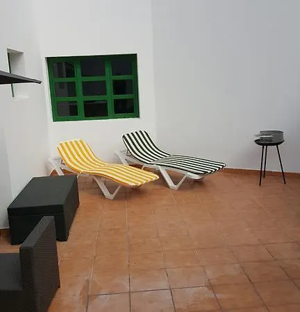 Chez Laura Bed & Breakfast 3*